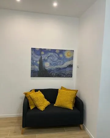 Del Centro *